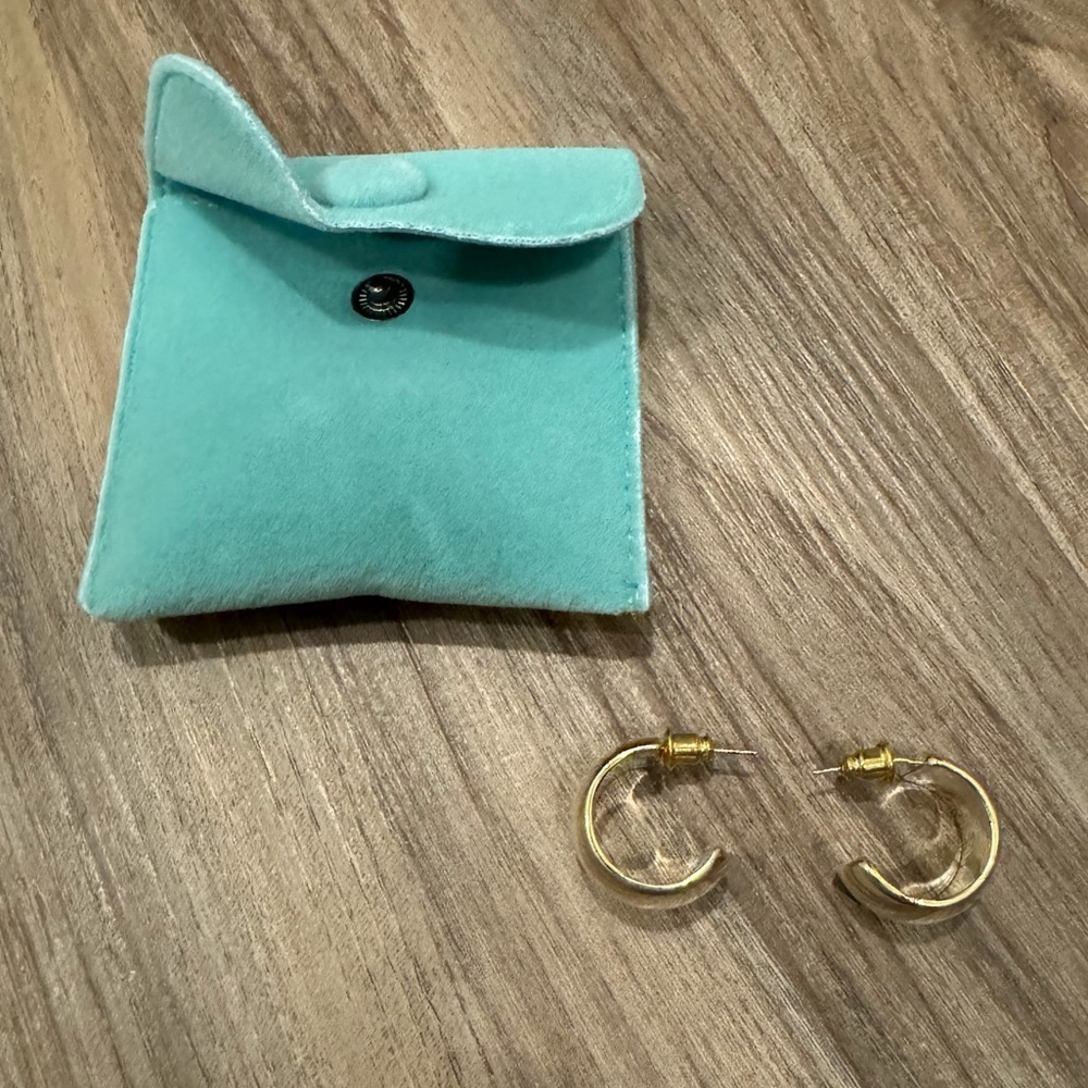 Gold Hoop Earrings with Turquoise Pouch